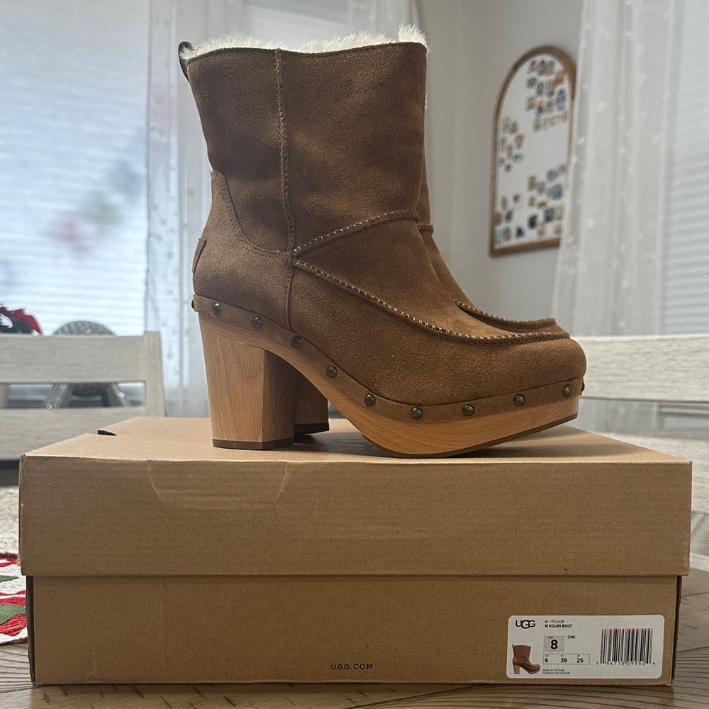 UGG Women's Tan Suede Clogs